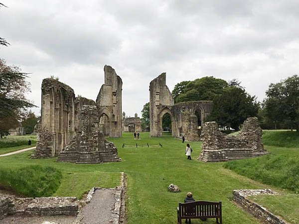 3d-GlastonburyAbbey-4.jpg